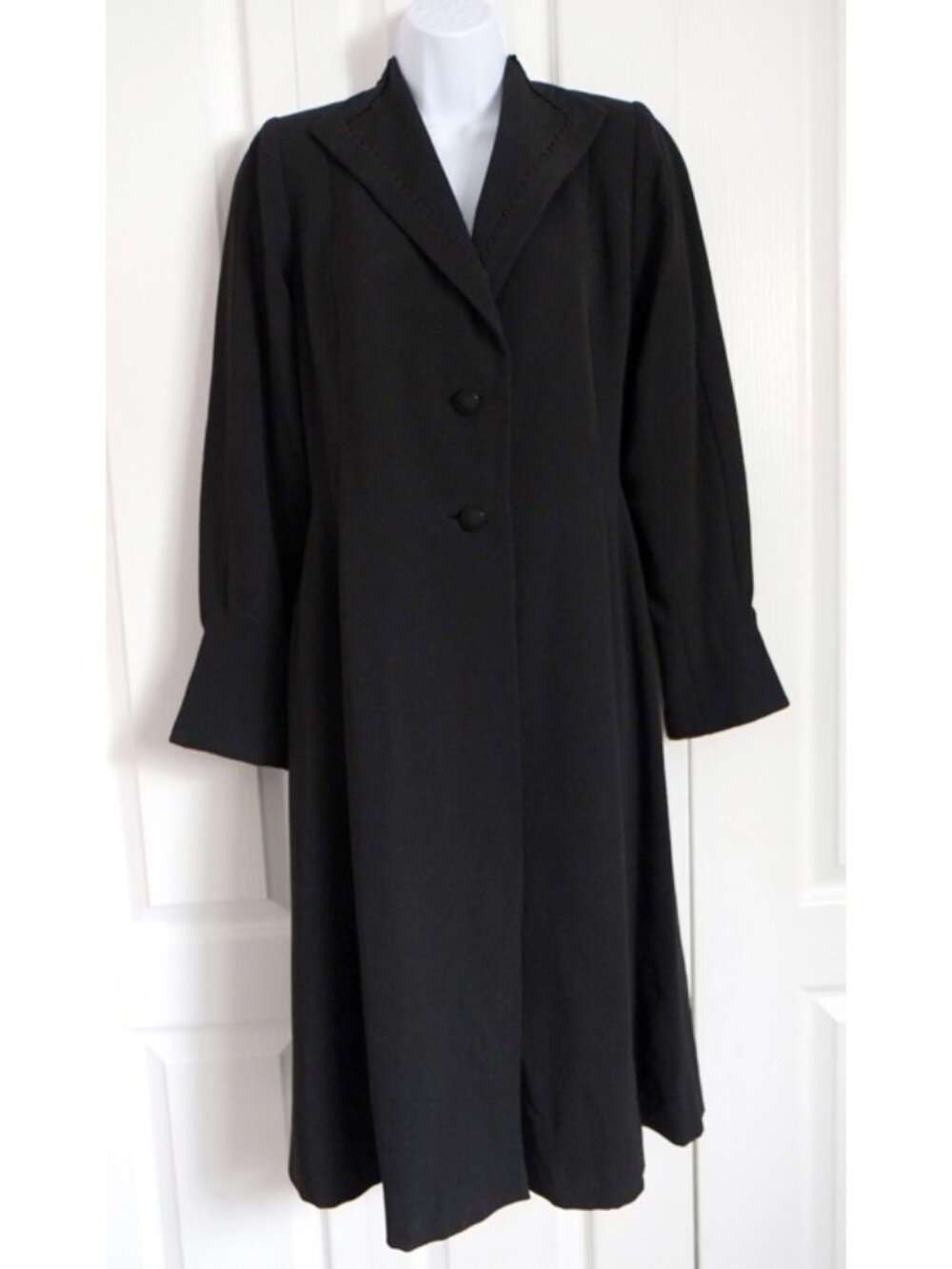 RARE c. 1940 black Saltaire swing coat w/ ribbon detail - Picture 4 of 16